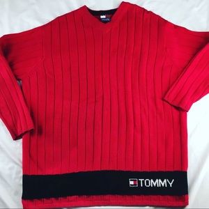 90s vintage Tommy Hilfiger sweater.